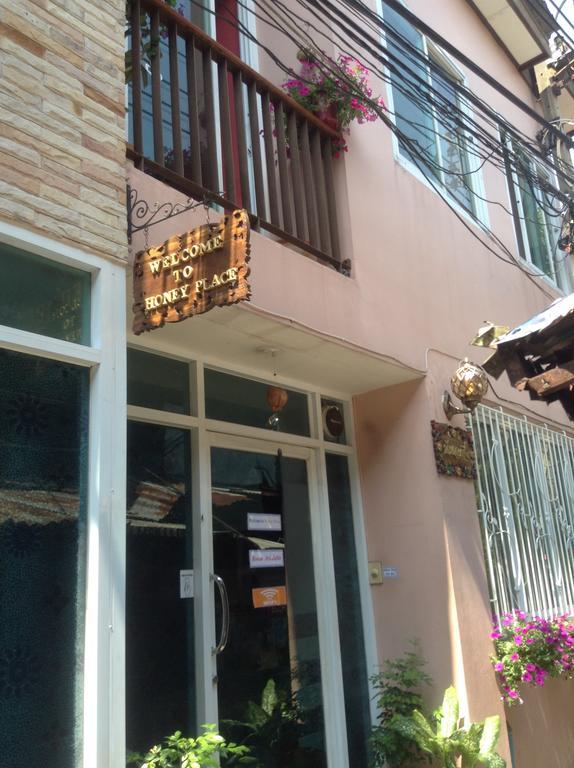 Ricos Honey Place Guesthouse بانكوك المظهر الخارجي الصورة