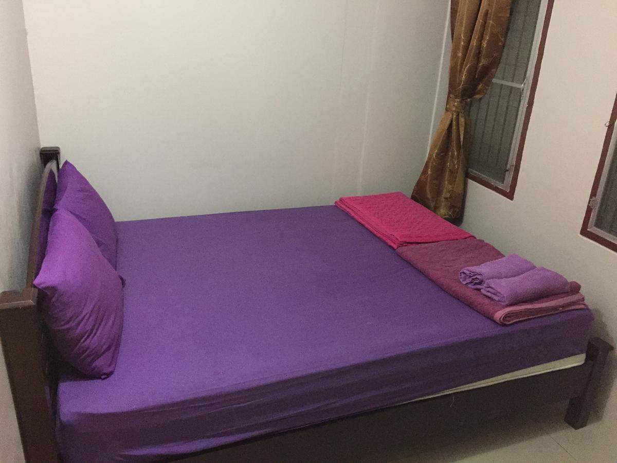 Ricos Honey Place Guesthouse بانكوك المظهر الخارجي الصورة